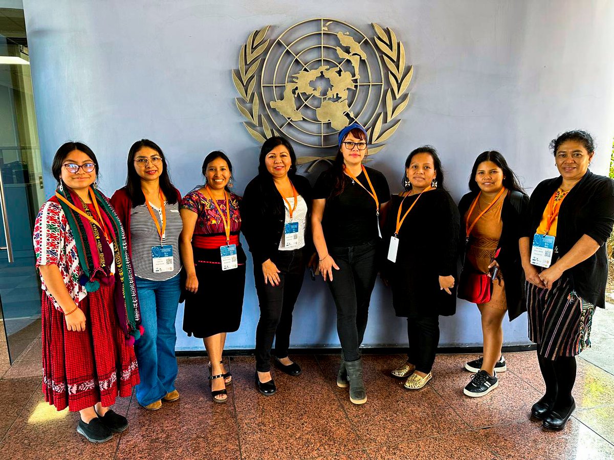 ecmiaorg's tweet photo. Las voces de las mujeres y juventudes indígenas de las Américas están resonando en el encuentro por los 10 años del #ConsensoDeMontevideo.

Estamos incidiendo en colectividad y abriendo las mentes de las y los representantes de los Estados y  para garanticen nuestros derechos. https://t.co/DYycpyWxvC