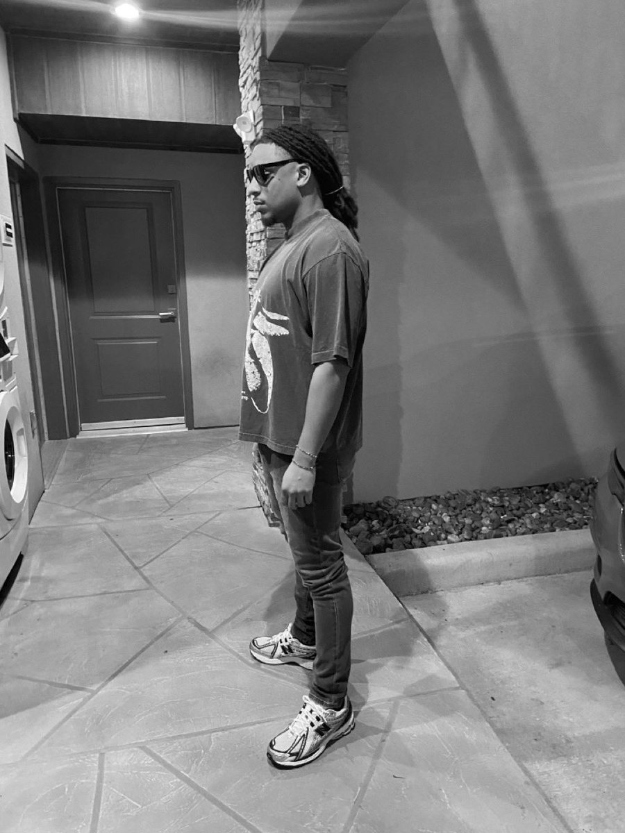 mirog1_'s tweet photo. Shit a hit like a Drake Song🦅 https://t.co/9t3L6vVGqW