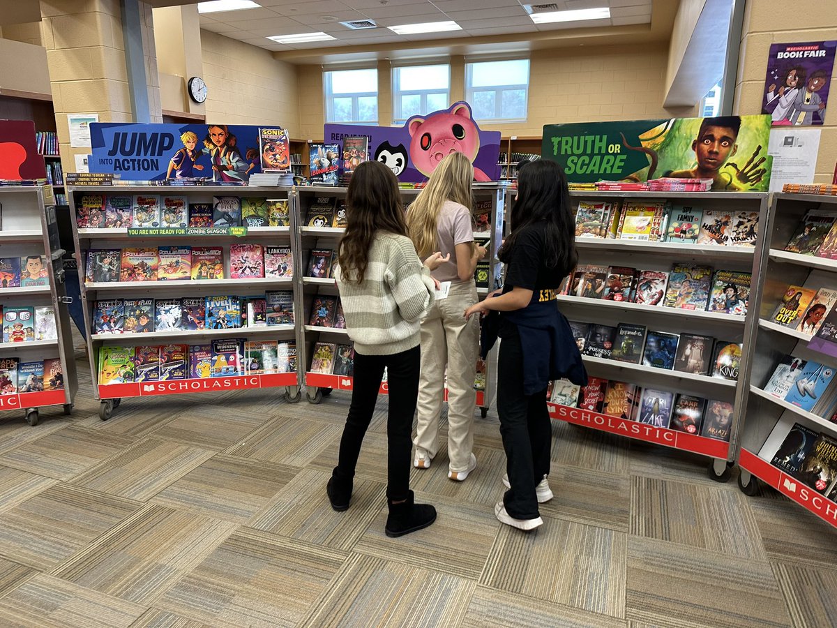 Sixth graders were very excited to visit the Book Fair today! 🎉