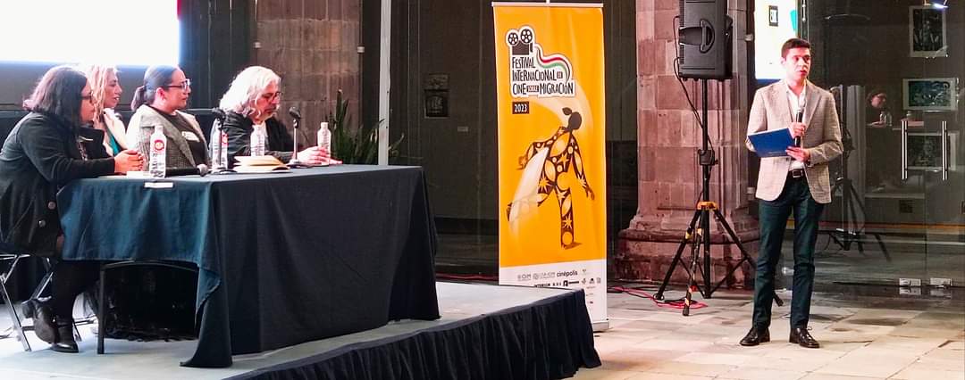 CulturaUG's tweet photo. El Festival Internacional de Cine sobre Migración por primera vez en Guanajuato, se proyecto el documental “Home is Somewhere Else”.Al finalizar se llevo a cabo el Conversatorio. Teniendo como tema la migración @OIM_Mexico
#GUCE12 @cineclubug
#CulturaUG @UdeGuanajuato https://t.co/MWmehbXD24