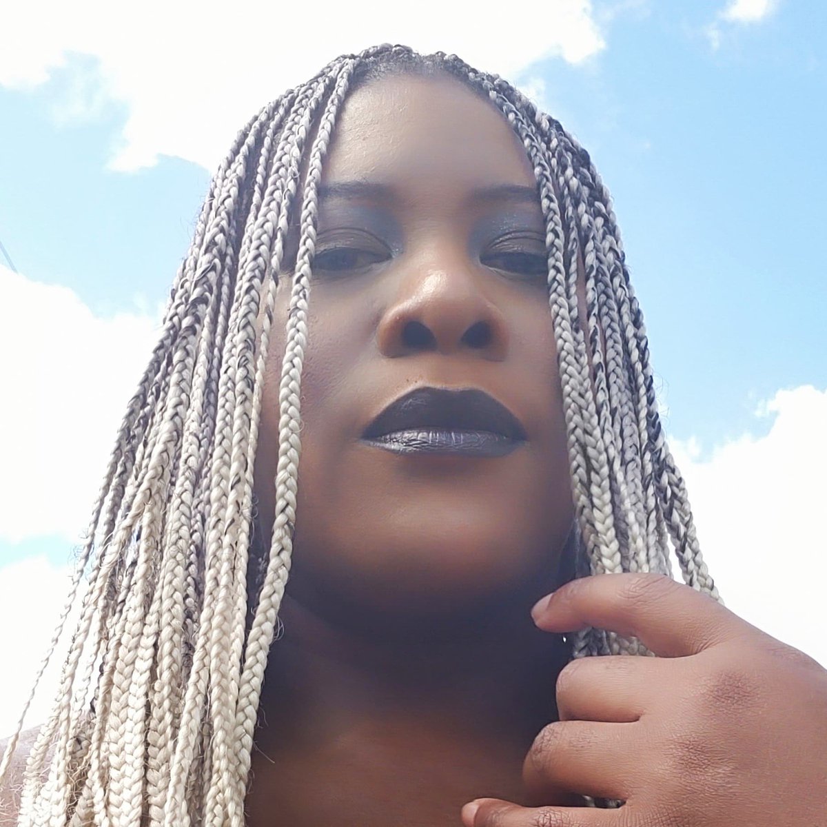 teli's tweet photo. #NewProfilePic https://t.co/upT4oNPpN8