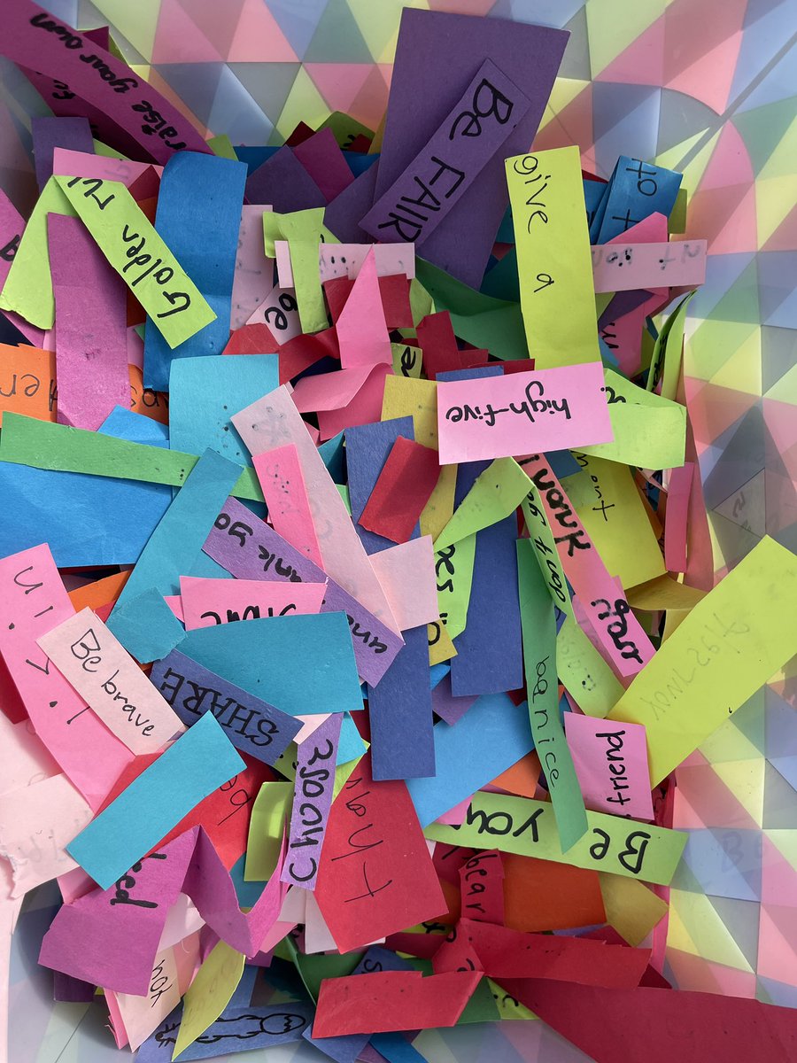 Mrs. Sonshine tweet media