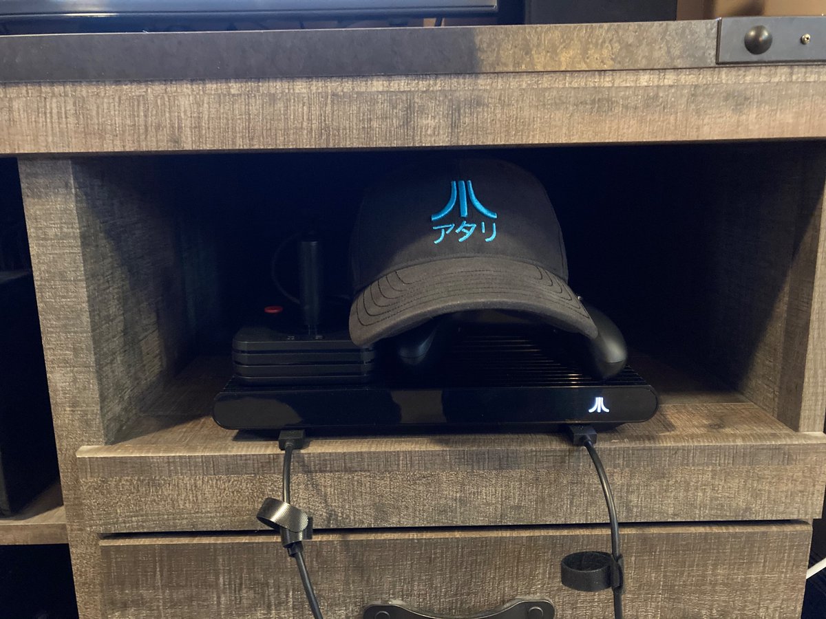 Derek Dash tweet media