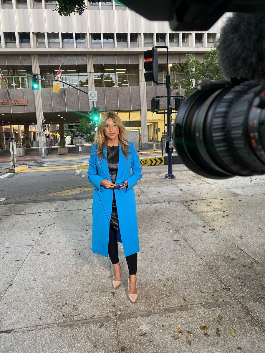 Live at 5!! 🎥🎤💁‍♀️ Today I made my debut with <a href="/10News/">ABC 10News San Diego</a> as San Diego’s newest morning reporter! ☀️ Beyond grateful that everything went so well for my first day and couldn’t have done it without the amazing I’ve had the privilege of joining! 

🌅Wake up with me San Diego!
