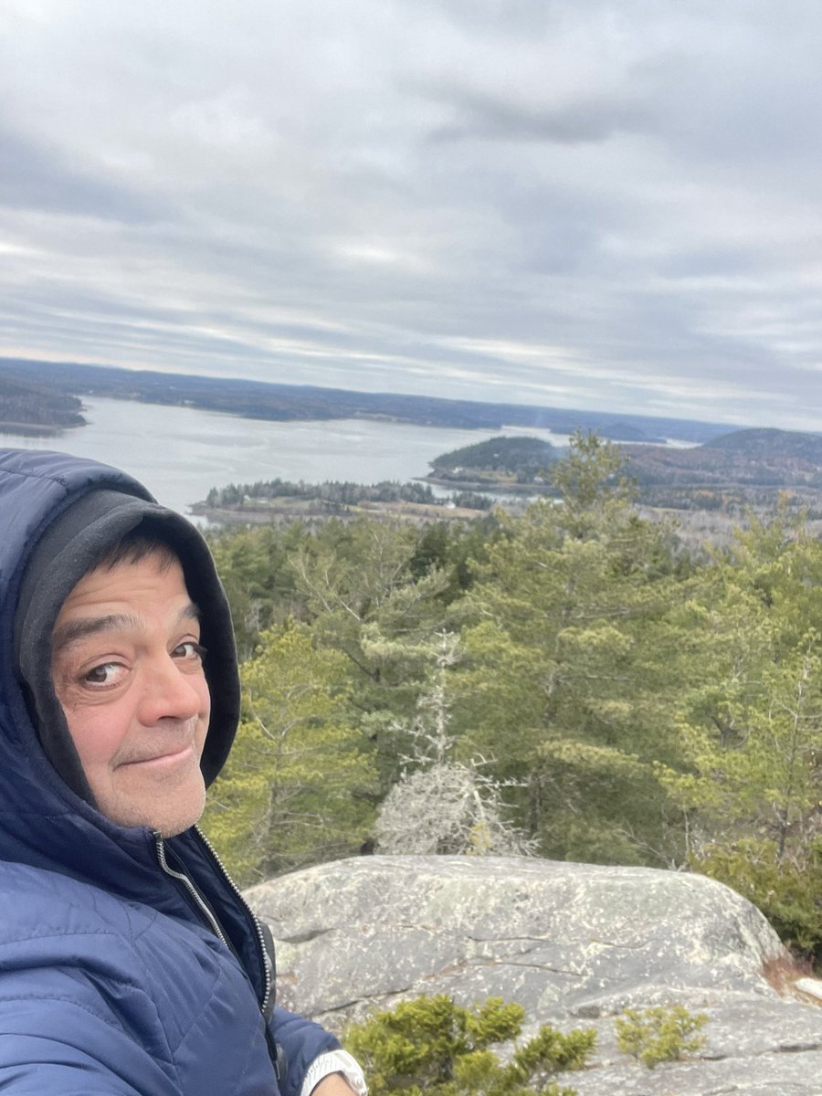 Simpson Hill never disappoints… a tiny hike to a big view #simpsonhill