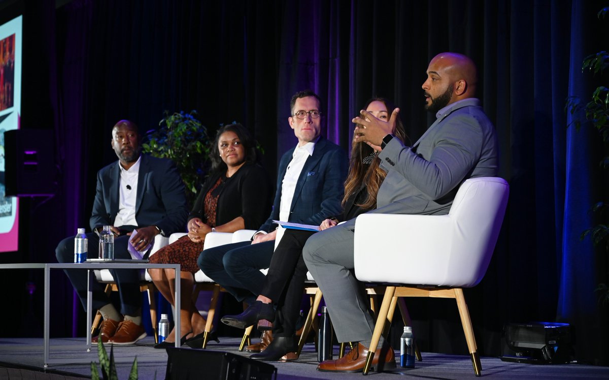 Hines's tweet photo. Hines participated in a number of activities at the #ULIFall Meeting last week in Los Angeles. Discussions included a range of topics that are impacting the CRE industry and insights into the paths forward. 

Thank you, @UrbanLandInst, for hosting!

#ULIFallMeeting2023 https://t.co/peQ4hJujxS