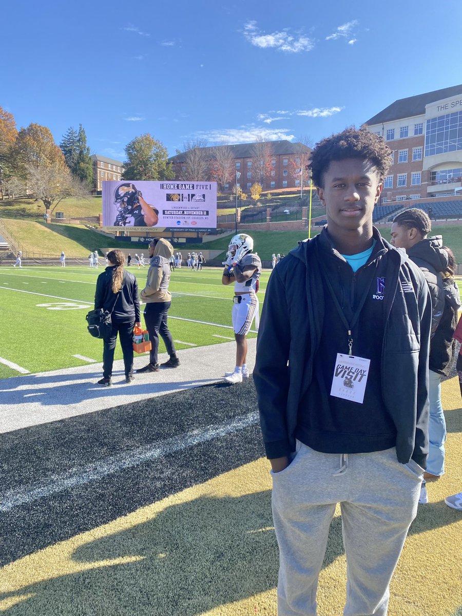 Thank you @CoachBethany for the great visit at Lindenwood this weekend! @stugfb @CoachFrankC_ @CoachHilgy1 @MHS19_ATHLETICS