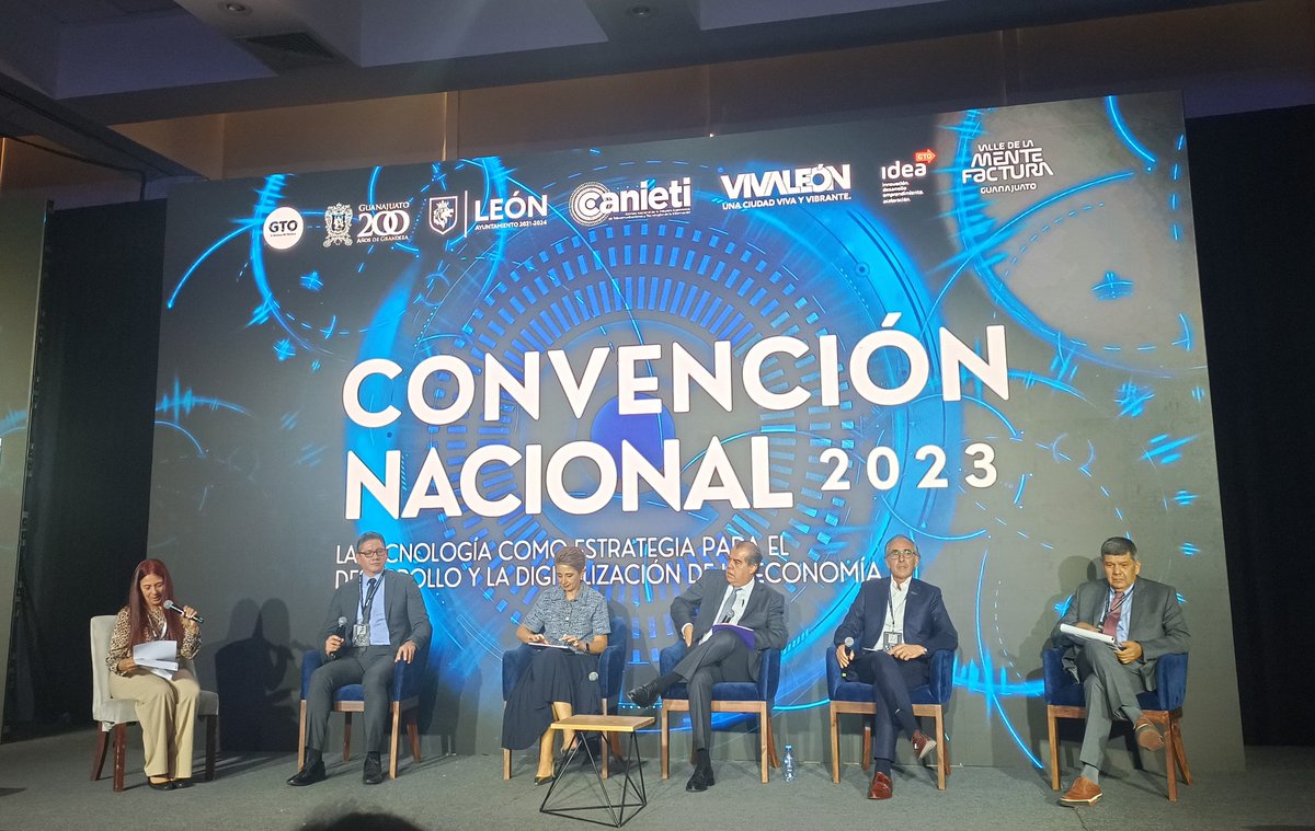 #AHORA Estamos conversando sobre las tendencias y desafíos de las #TI para los próximos 10 años. Sigue la transmisión en nuestro canal de Youtube. 
bit.ly/3QQ4cTH