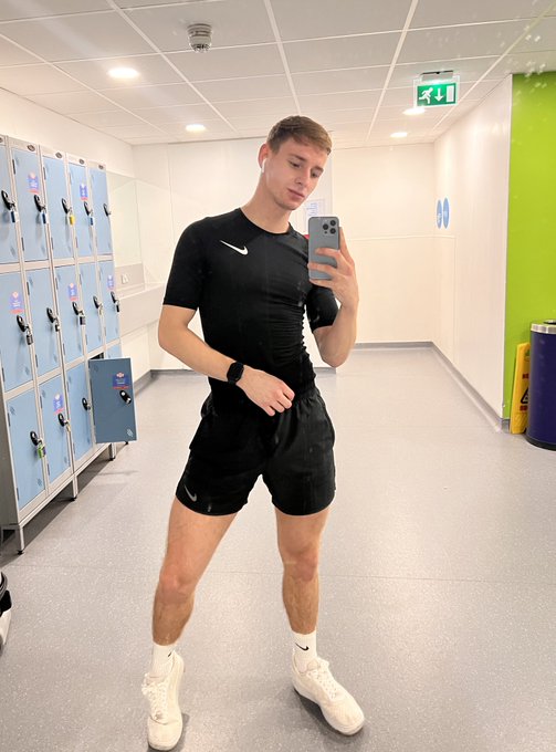 Back in the gym https://t.co/dU07Yv93NH