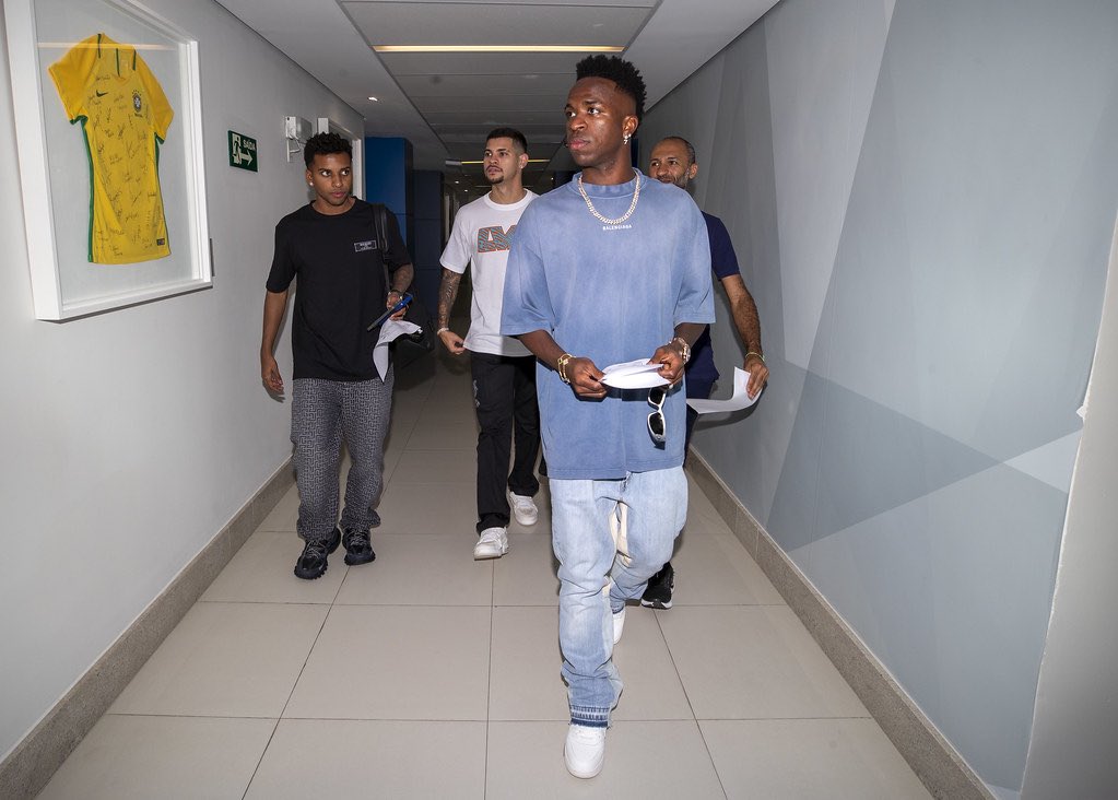 Vini Jr. (@vinijr) on Twitter photo 