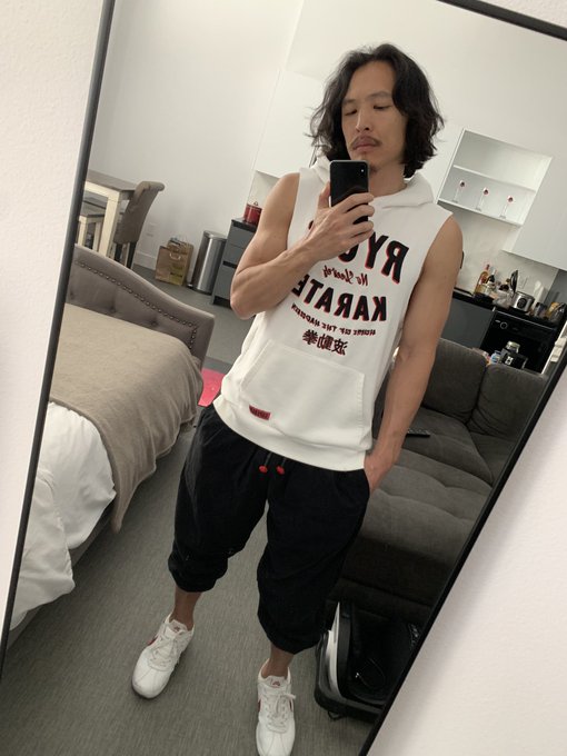 Outfit of the day&hellip;again https://t.co/kEhyTbwdR8