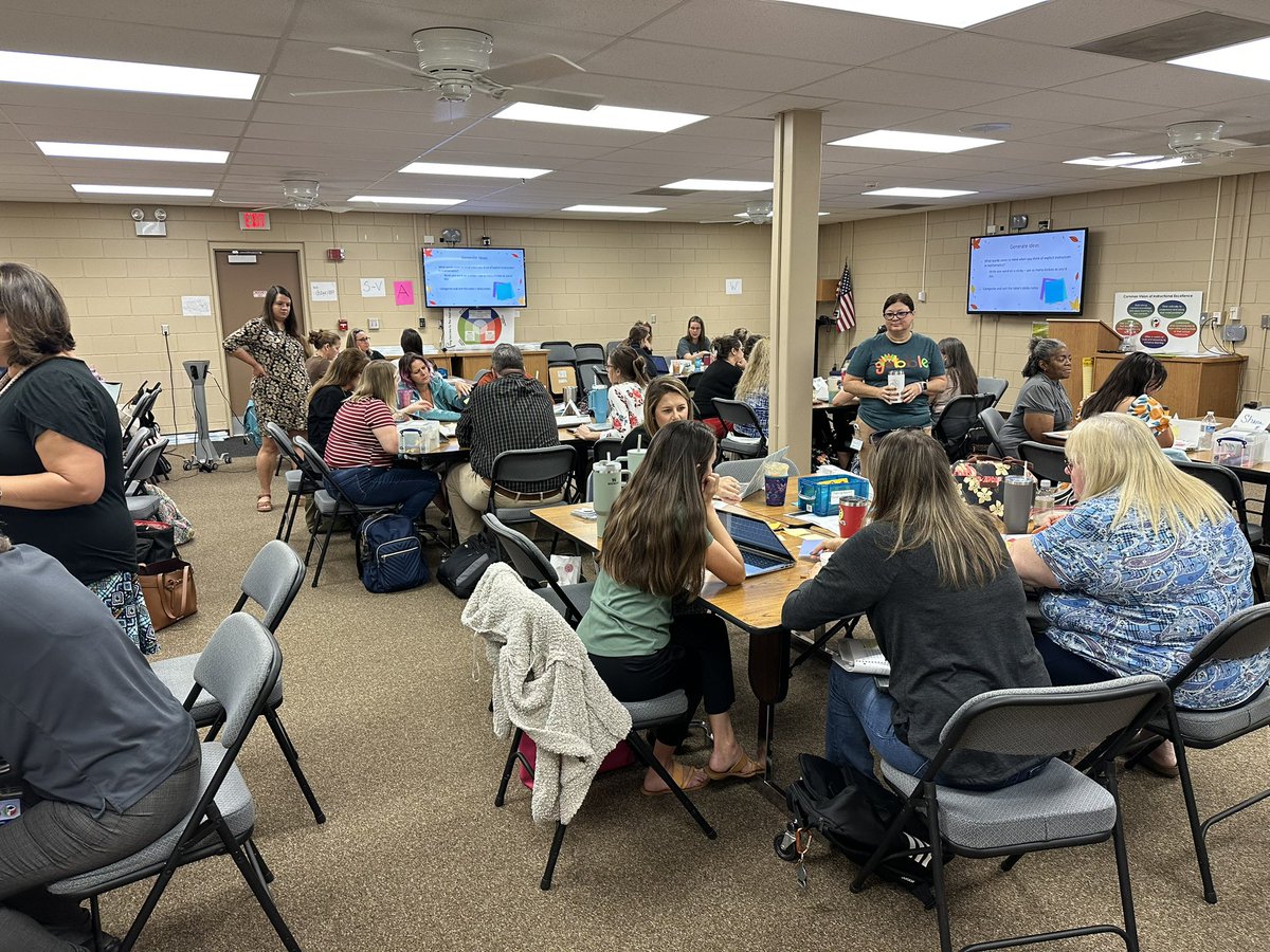 SarahKSvendsen's tweet image. #PascoMath coaches brainstorming around explicit instruction. Couldn’t have asked for a more reflective learners today! @leadlearnpasco