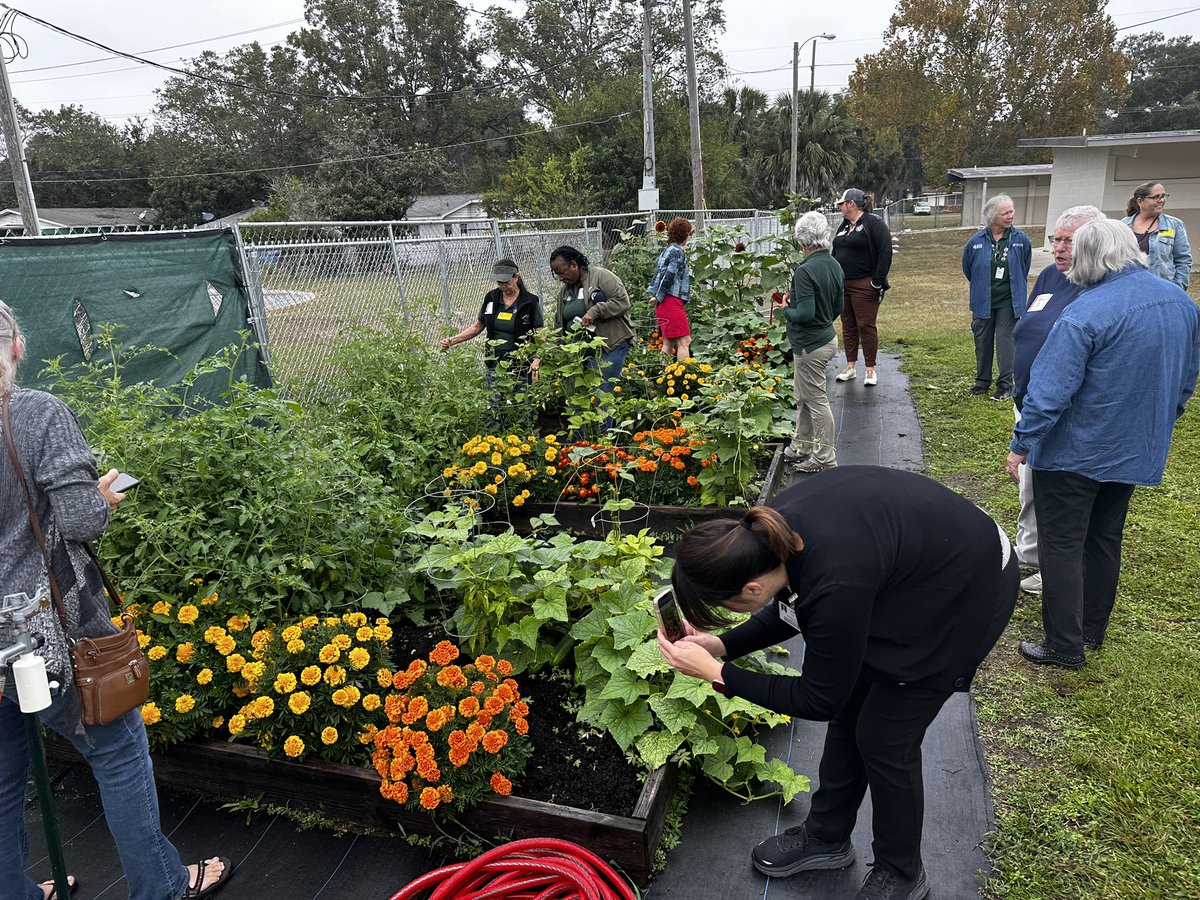 Christopher Roy tweet media