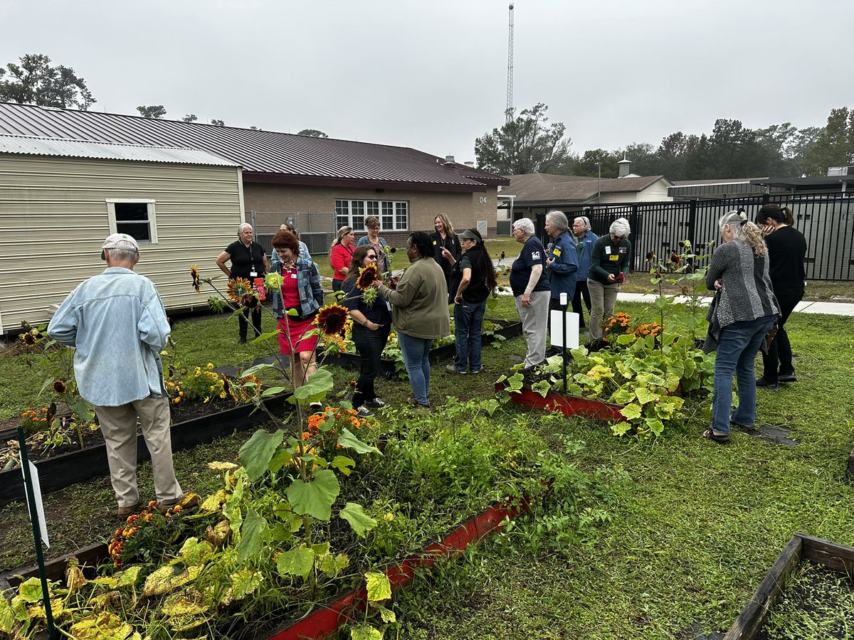 Christopher Roy tweet media