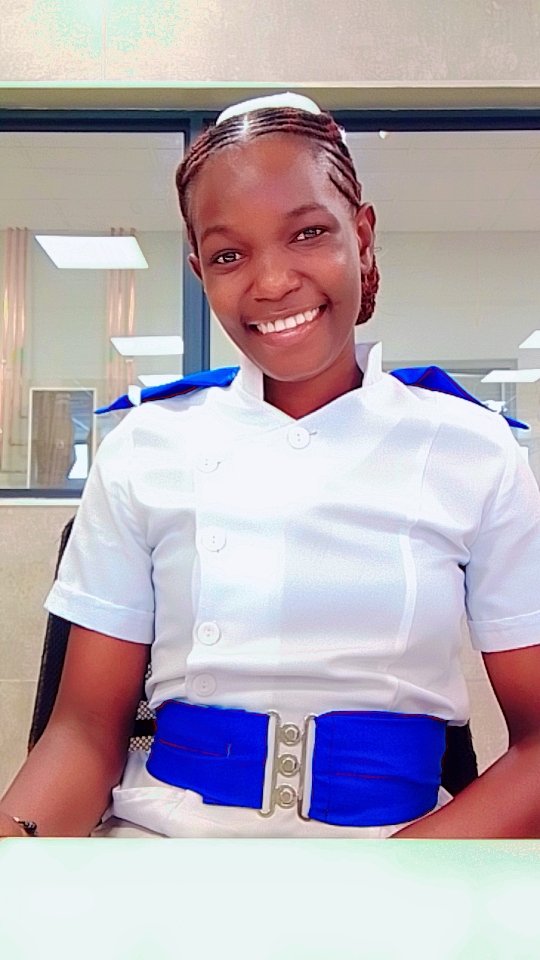 triciachils's tweet photo. A nursing baddie. 💉🌡️💊 https://t.co/so2IjlisTS