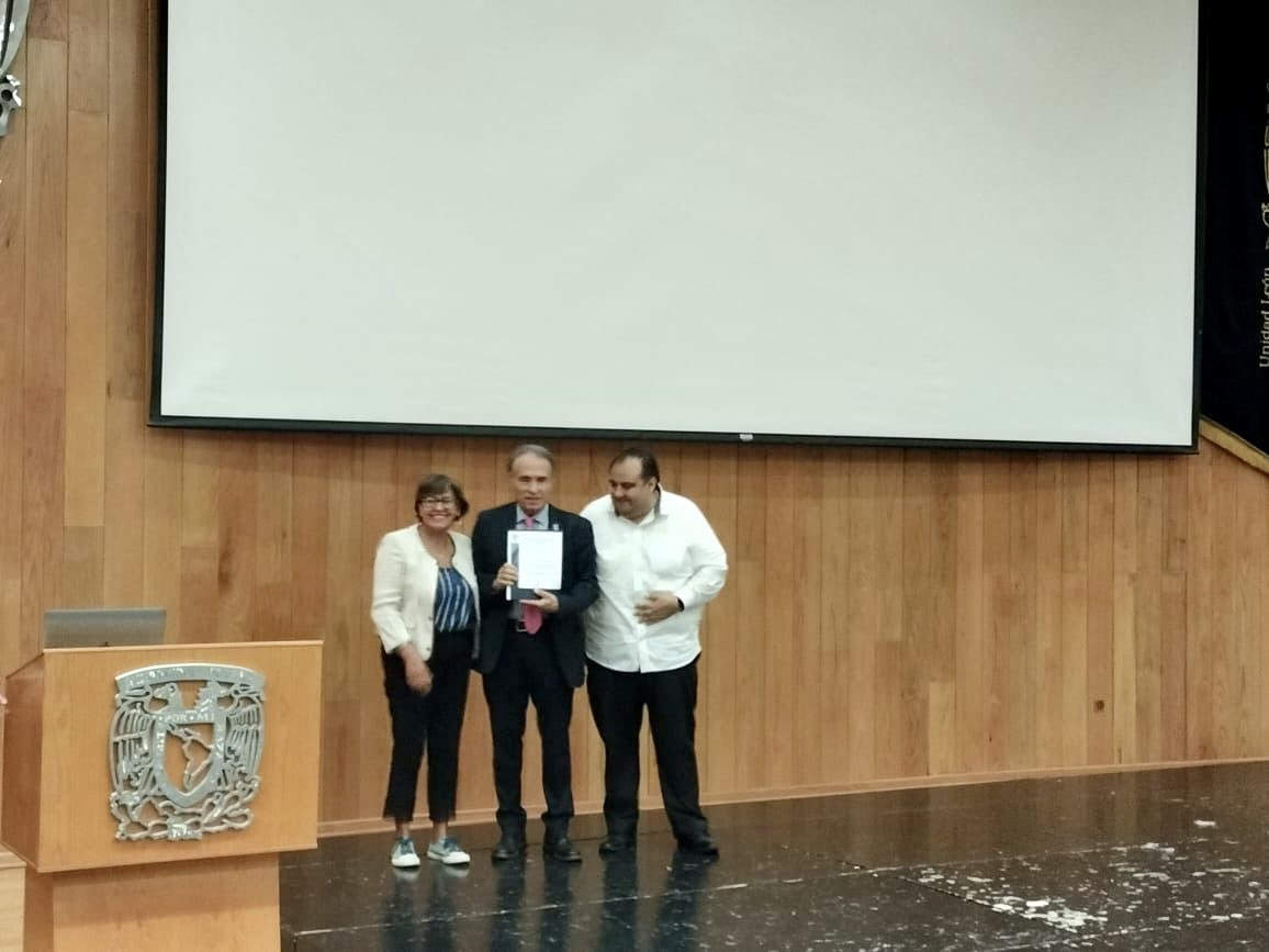 AdrianaMartW's tweet image. Aplaudo la #iniciativa de los estudiantes de #EconomíaIndustrial sobre la #designación del #DíaDelEconomistaIndustrial. 

Comparto algunas fotos. 

#orgullosamenteENESLeón
#GOYA 💙💛