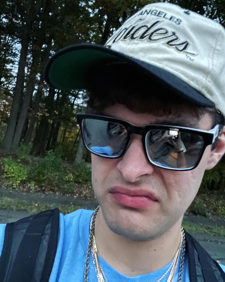lilwilly_1's tweet photo. WHEN SHORTY BREATHE STiNK 🤢😭
#TWiTTERCOMEDY #LiLWiLLY #ARTiST #TWiTTERDAiLY #HamasTerrorist #IsraelTerrorism #المستشرف_محمد_سلام #غزة_تنزف #غزة_مقبرة_الدبابات #Pathaan #PinkLadies #BabarAzam𓃵 #SalmanKhan #SalmanaKhan #sonsatos #volcano https://t.co/MQGu2B5MkL