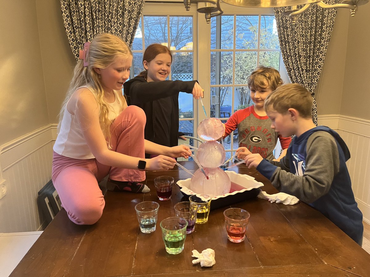 litleagueboxes's tweet image. Do you want to melt a snowman…
Lots of scientific thinking, observing, and problem solving went into melting this ice ⛄️! 

#litleagueboxes #stemactivitiesforkids #funforkids #snowman #raisingthinkers #raisingreaders #subscriptionbox