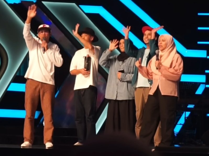 RoseRos18695238's tweet photo. Nilah penarik GV10 sebenarnya
#gengleman
#GV10SITINORDIANA #CUCKOOXGV10
#sitinordiana
#tomok
#naqiu
https://t.co/fUHqFPn1pC https://t.co/6pbVIMPjRb