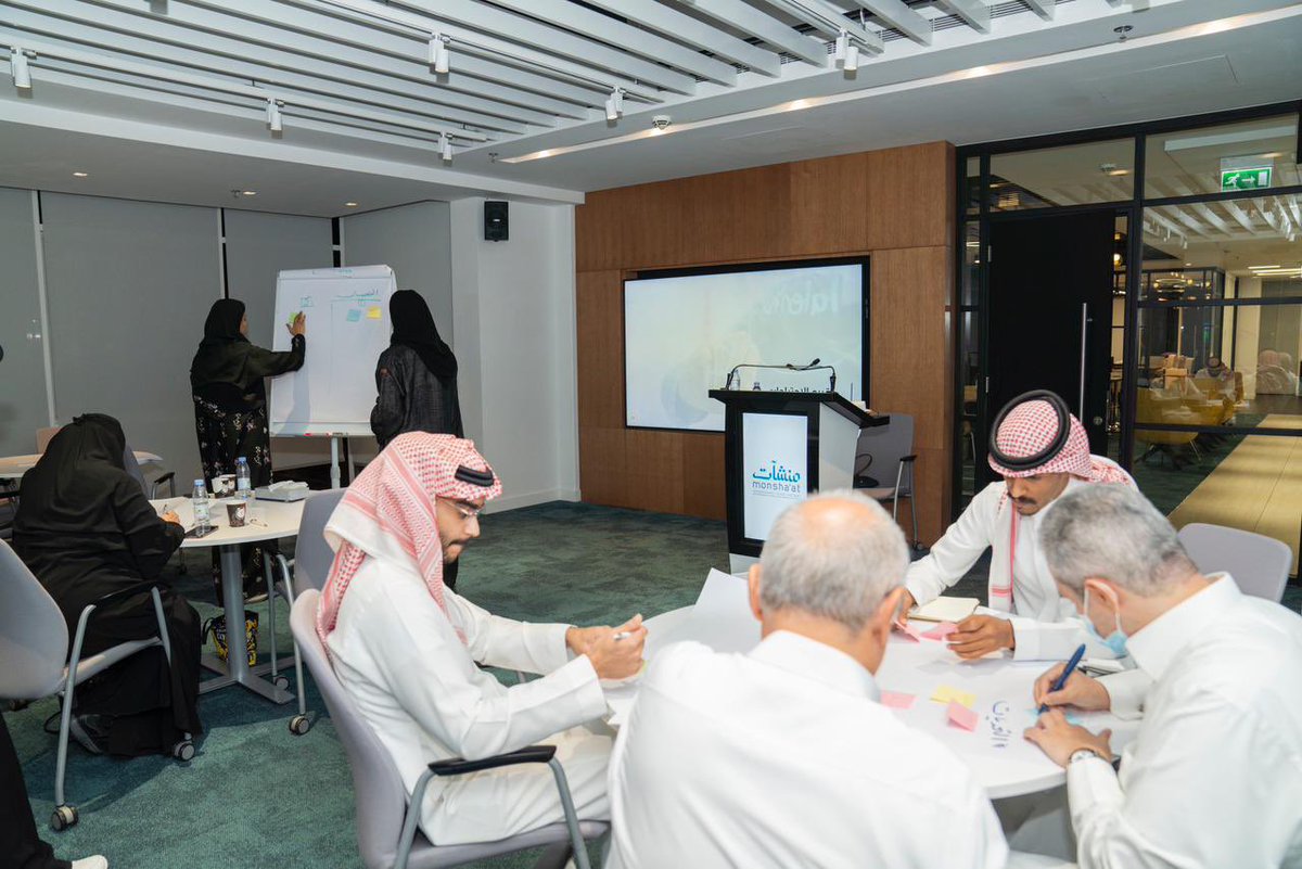 Najaba_'s tweet photo. اختتم اليوم الثاني من برنامج #الابتكار_الاجتماعي بالعديد من المشاريع الريادية وتحقيق المستهدفات من خلال فرق عمل كانت على قدر كبير من المسؤولية والكفاءة،شكراً لجميع من حضر وشاركنا الاثر.
#الأسبوع_العالمي_لريادة_الأعمال #GEW2023 https://t.co/D8Ujy4ZJk0