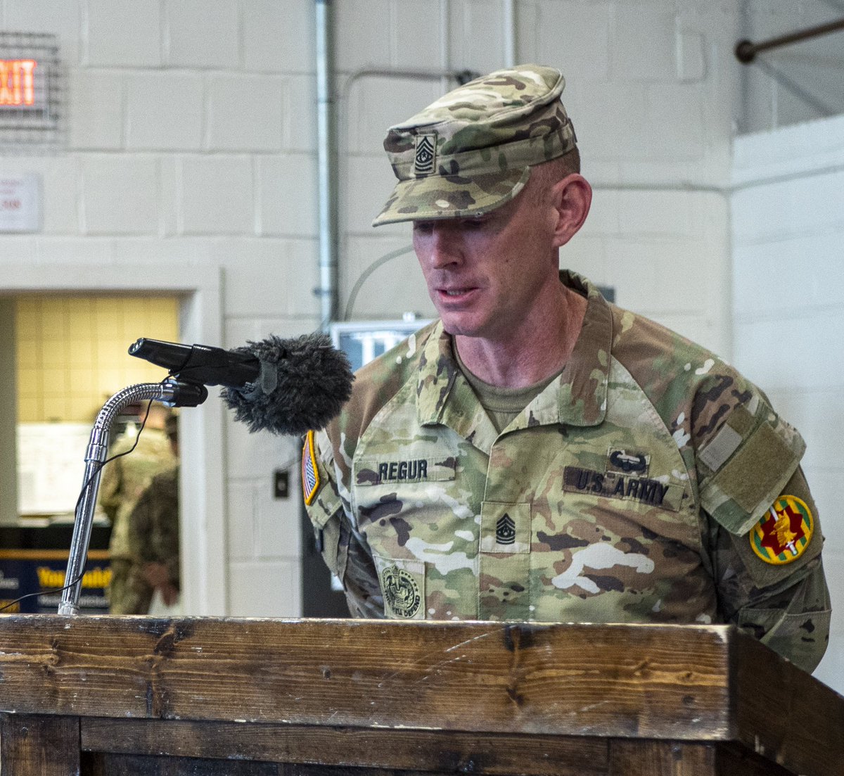 FightingFirst's tweet photo. #ICYMI | The 97th MP welcomed a new CSM to their formation last week in a change of responsibility ceremony. We welcome CSM Keenan and his family to the #BigRedOne. We wish CSM Regur and his family safe travels and give our heartfelt thanks for his service. #AssistProtectDefend https://t.co/DwJoQRTqSs