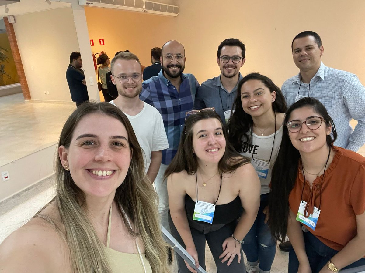 O time #LFRA apresentando nossos resultados no I Simpósio do PPG em Ciências Biomoleculares e Farmacológicas da <a href="/Unesp_Oficial/">UNESP</a>! Muito orgulho dos nossos pós-graduandos! #PosGraduacao #Ciencia #Farmacologia #Reproducao