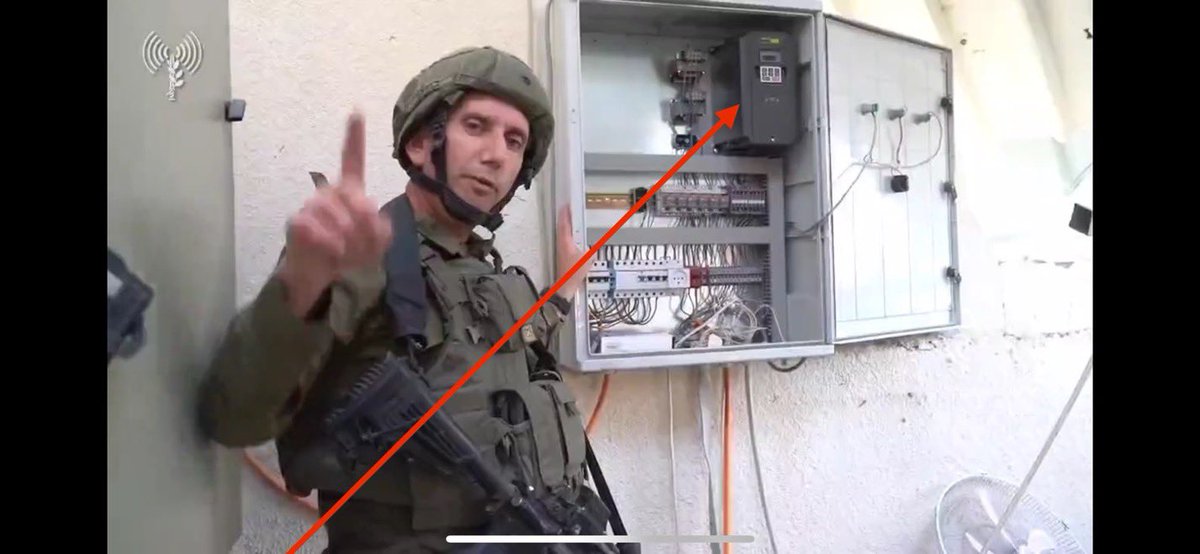 jacksonhinklle's tweet image. 🚨🇮🇱 MORE ZIONIST LIES!

This is an elevator, NOT A TUNNEL! The electrical box contains a 3phase inverter for elevator motors. In the elevator shaft there are rails &amp;amp; a flat cable. The cabin slides on the metal rails and the flat cable connects the cabin to the electrical box.