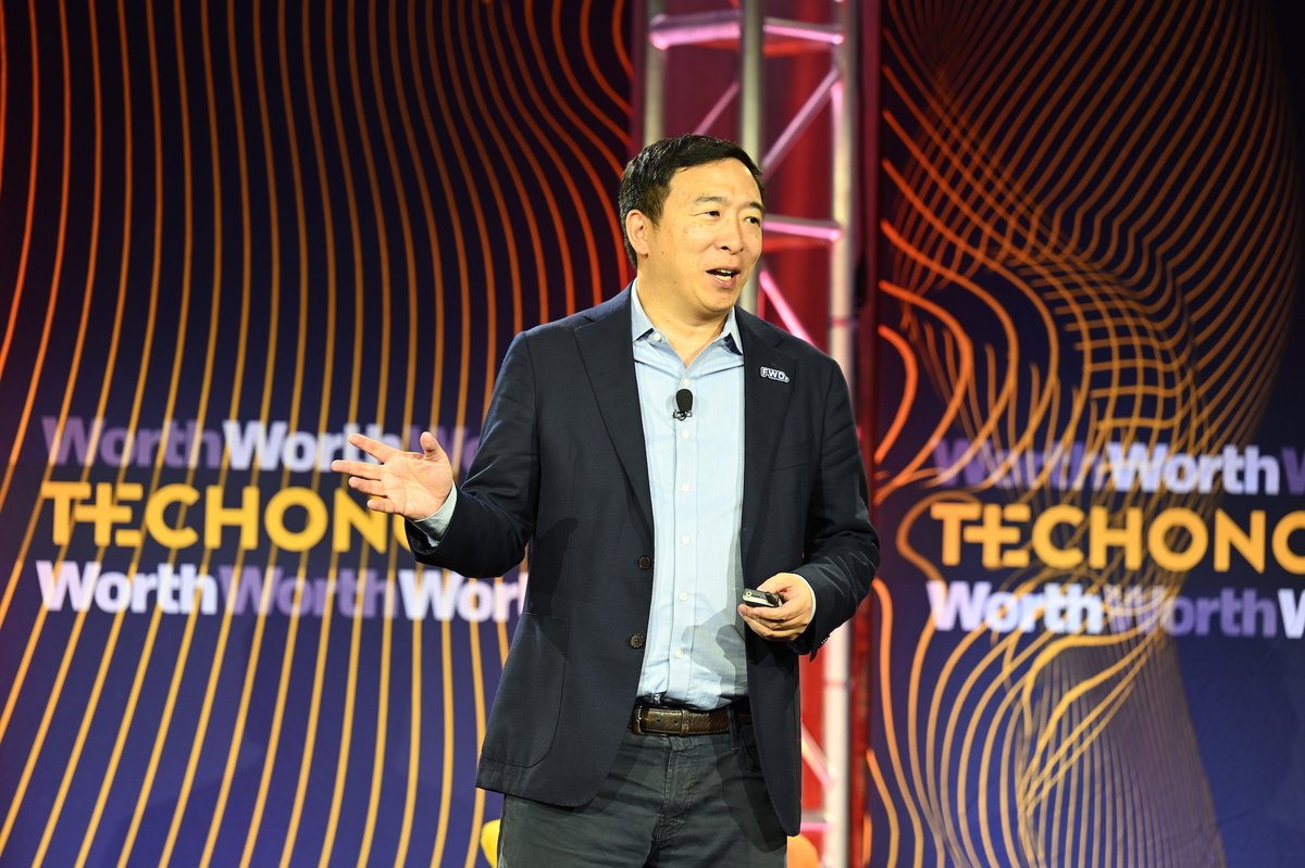 techonomy's tweet image. @AndrewYang takes the stage at #Techonomy23!
@Fwd_Party