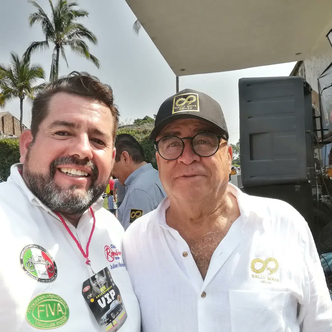 DocTool1's tweet photo. Con mi buen amigo Don Benjamín de la Peña director del @RallyMayaMexico  en el @Morelosclassic https://t.co/VugHNOzYdA