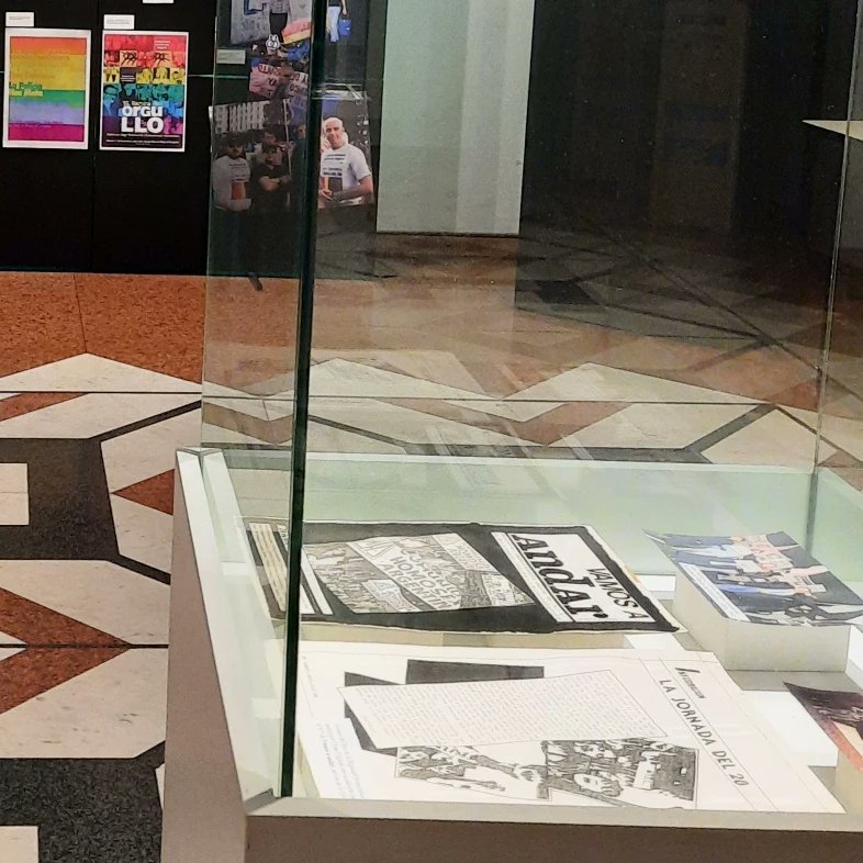 CHAArgentina's tweet photo. Muestra "Comunidad en Marcha"
Lxs esperamos en el Museo Bco Prov hasta el 30 de noviembre!
💟Lunes a viernes de 10 a 18hs. Sarmiento 364 (caba)
#comunidadenmarcha
#cha #lgbti #cesarcigliuttisiempre #democracia #derechos #carlosjaureguisiempre #MarchaDelOrgullo #MasOrgullo https://t.co/pGW8ikJHYW