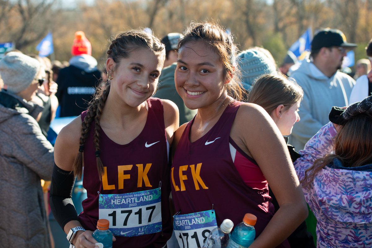 Lawrence High XC tweet media