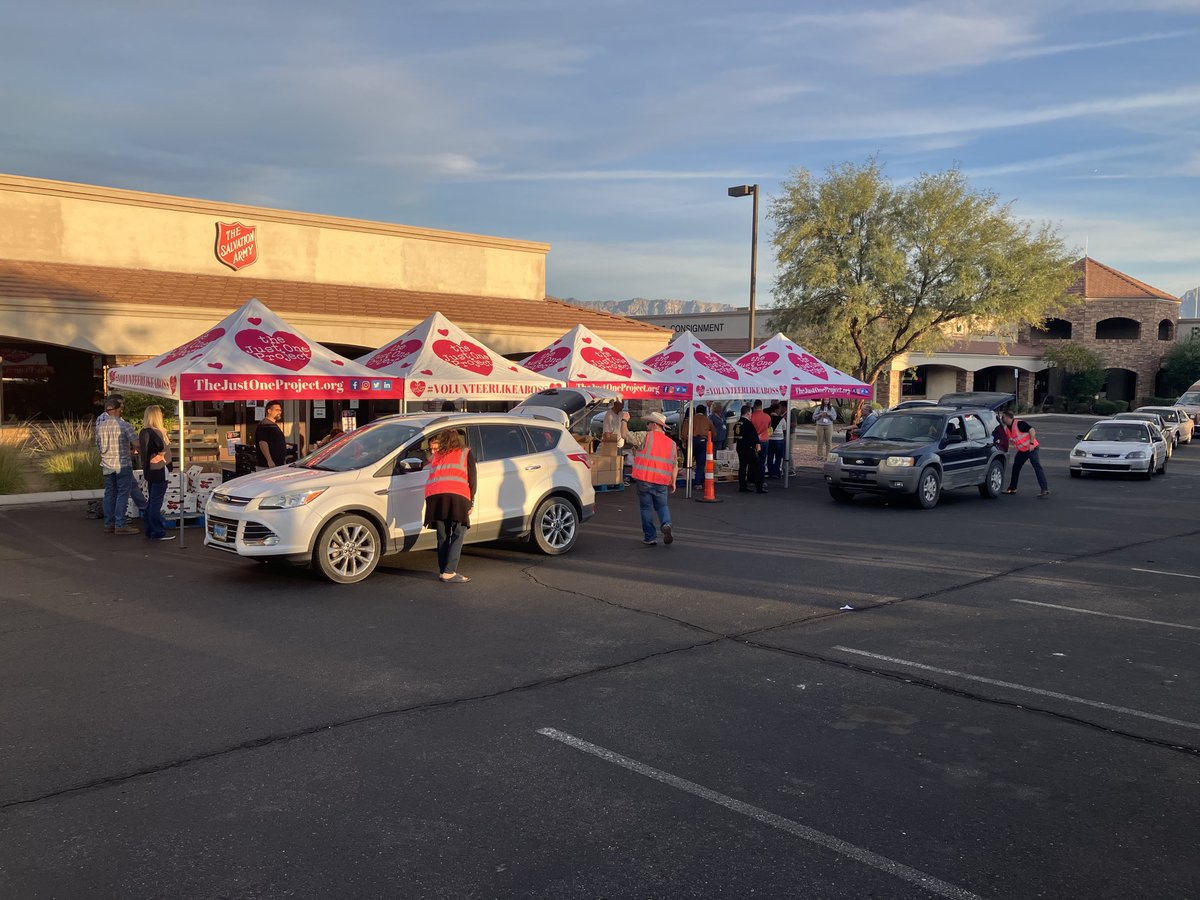 ElFaroNV's tweet photo. Proud to participate in the Nevada Farm Bureau’s Small Farmers Conference in Mesquite, which ended with The Just One Project's giveaway for Vets and their families! 
Nevadas helping other Nevadans.
Thank you @GreenOurPlanet2  for allowing us to represent you at these events! https://t.co/YLwVHgZN1L