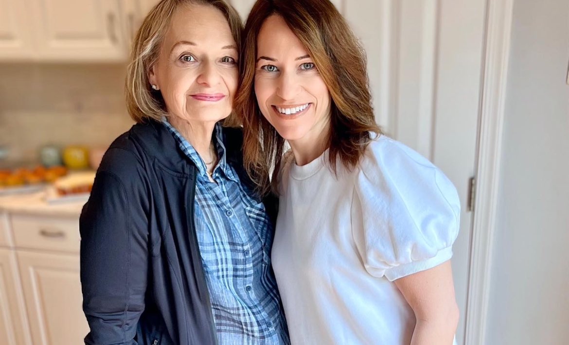 Lori Perlow #SchoolPR tweet media