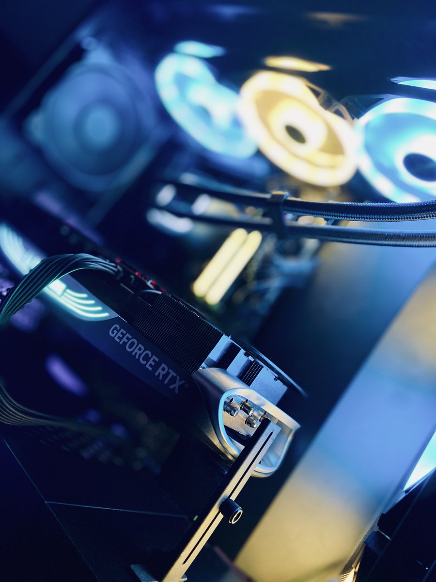 Took awhile, but here’s another beauty!😍💙

<a href="/LuffyMMA23/">Luffy</a> enjoy your monster.. 

Fill-Out Form:
beastbuildspcs.com/fill-out-form

Likes/RTs are Appreciated!🔥

#Gaming #GamingPC #PCBuild #SmallBusiness