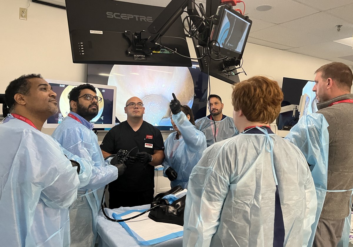 CookMedSurg's tweet photo. Fantastic @CookMedical live ERCP-2 Vista course on Nov 10!  Thank you exceptional faculty for sharing your #ERCP knowledge through engaging didactics and hands-on education.   Thanks to fantastic #EndoSim team at their Bolton MA facility!
#CookMedSurg #GITwitter #CookVista https://t.co/dsGcJbl06T