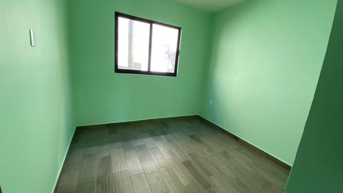 HomeConstr82 tweet picture