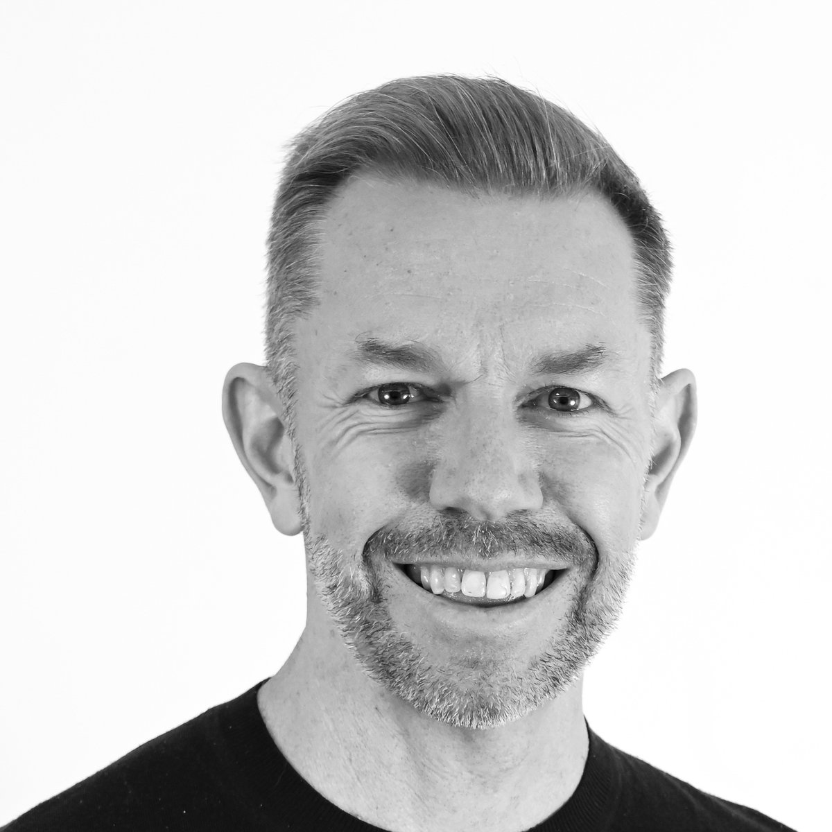 HaemaLogiX's tweet photo. HaemaLogiX has appointed Damian Clarke-Bruce as MD and CEO. With over 25 years experience in drug commercialisation and portfolio strategy in #pharma and #biotech, Damian brings deep clinical knowledge in several areas key to our clinical strategy. #ausbiotech @DCB_BioPharma https://t.co/sgjaO6iOTT