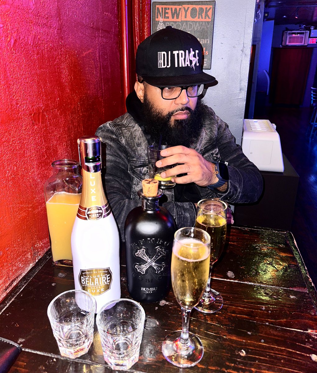 DJTRA$E™ tweet media