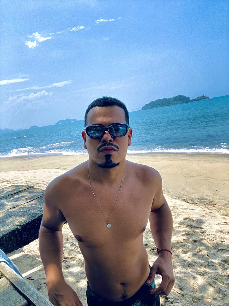 Pedruproblems's tweet image. Parece hétero mas é boiolinha, gosta de pressão 🤙❤️🥹