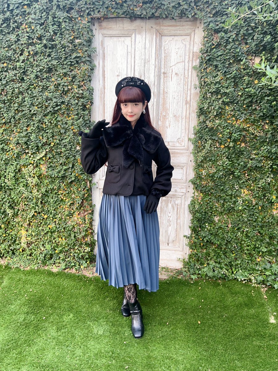 寒くなってきたので防寒対策にしまむらさんコラボのマフラーやティ