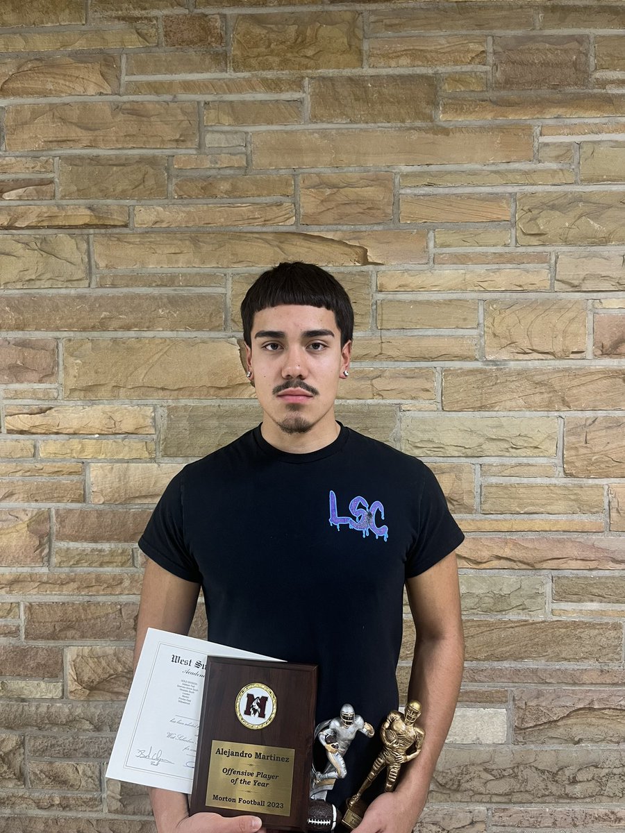 Our Offensive Player of the Year, Alejandro Martinez! The center of our offensive…Literally! He was one of our 5 captains! Congrats Alejandro!