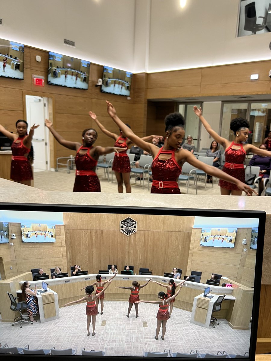 The first meeting in the new @RoyalPalmBeach Village Hall is for the Education Advisory Board. And we got to start with art with <a href="/RPBHSOfficial/">Royal Palm Beach HS</a> Wildcat Dance Team. Great job <a href="/RPBHS_Principal/">Dr. Shakeica Robinson</a>