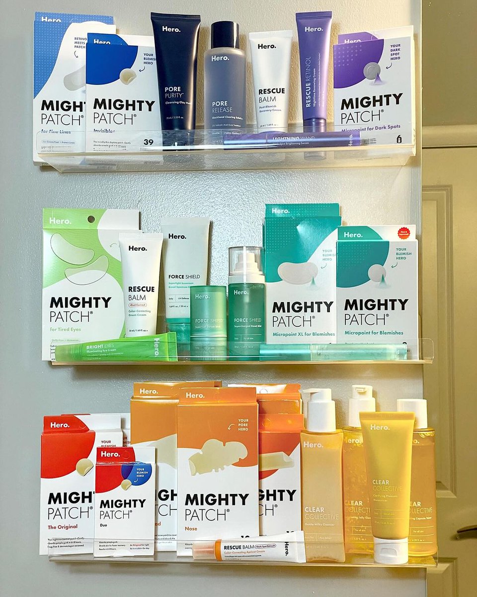 herocosmetics's tweet photo. We needed a post for today so I present to you… ✨my bathroom✨ https://t.co/kT6YYbVG0o