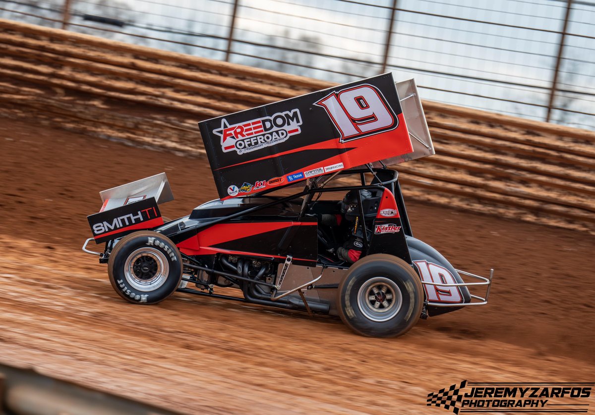 SprintCarUnl's tweet photo. Posted on https://t.co/7oL9vsrBfM: @Bollinger16a makes his mark in new ride with epic charge @bapsrace. @JeremyZPhotos 

https://t.co/IEG5z0gQjr https://t.co/S0qvxy2EYr