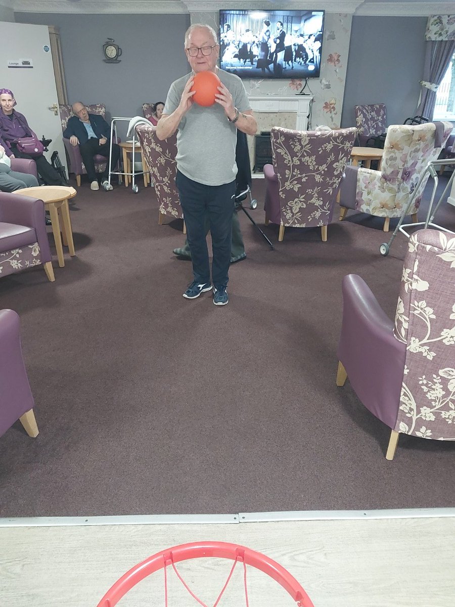 had a few games of basket ball today <a href="/AnchorLaterLife/">Anchor</a>