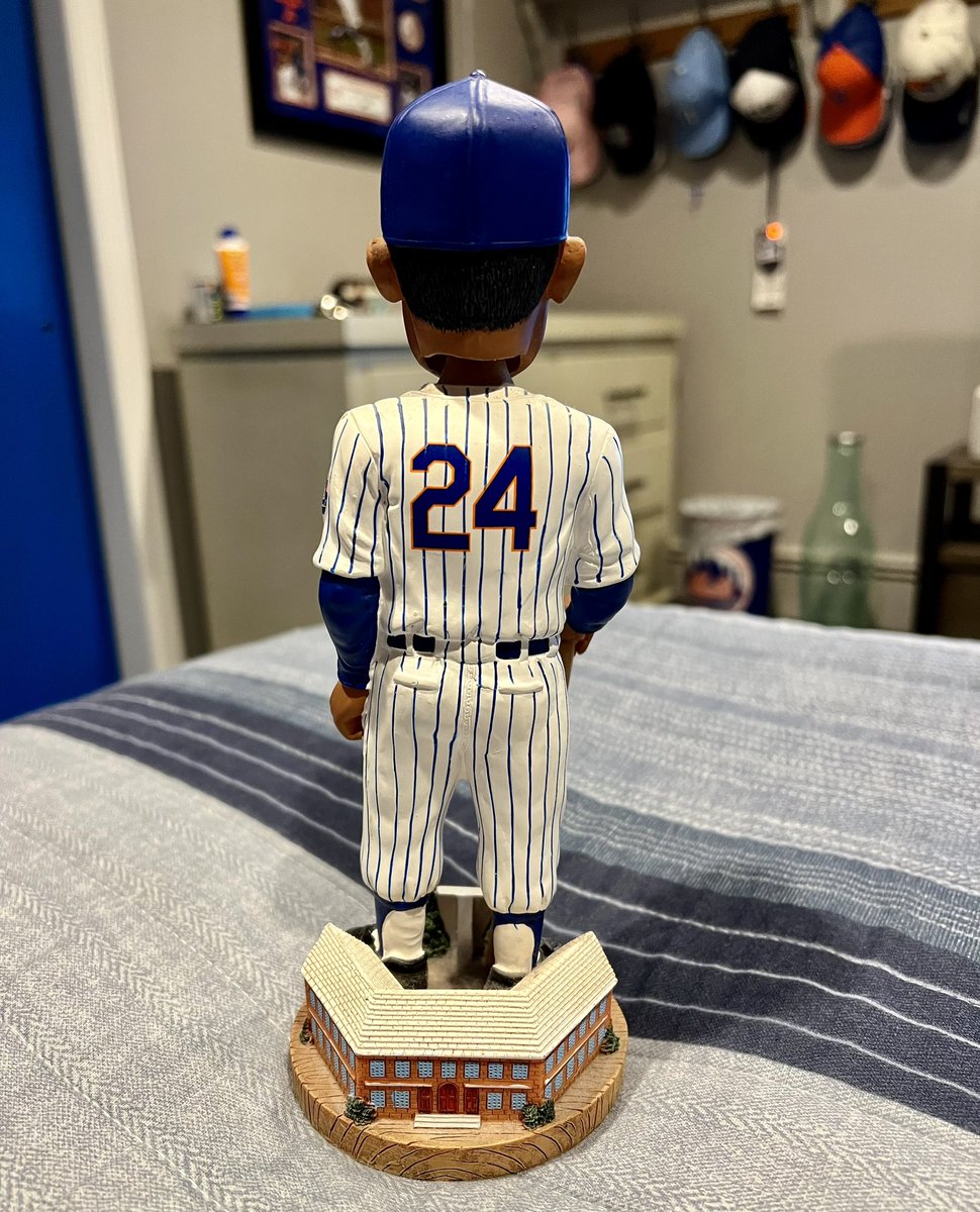 grant_purpura's tweet image. 🚨🚨🚨 GIVEAWAY 🚨🚨🚨 

REPOST for a chance to WIN this Willie Mays #Mets Cooperstown Collection Bobblehead! 🔥 

To be ELIGIBLE to WIN you MUST: ⬇️

• REPOST &amp;amp; FOLLOW @grant_purpura! 

* BONUS ENTRY: FOLLOW the GENY TikTok (Comment with a SCREENSHOT when DONE). 

Link:…