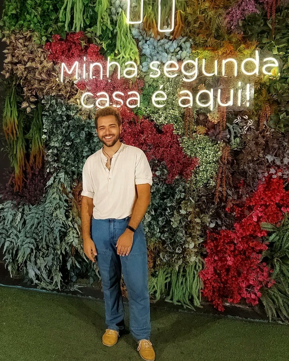 Phenrickee's tweet photo. Participar tbm né sorriso abriu, olho sumiu! https://t.co/u5lYwAZdak