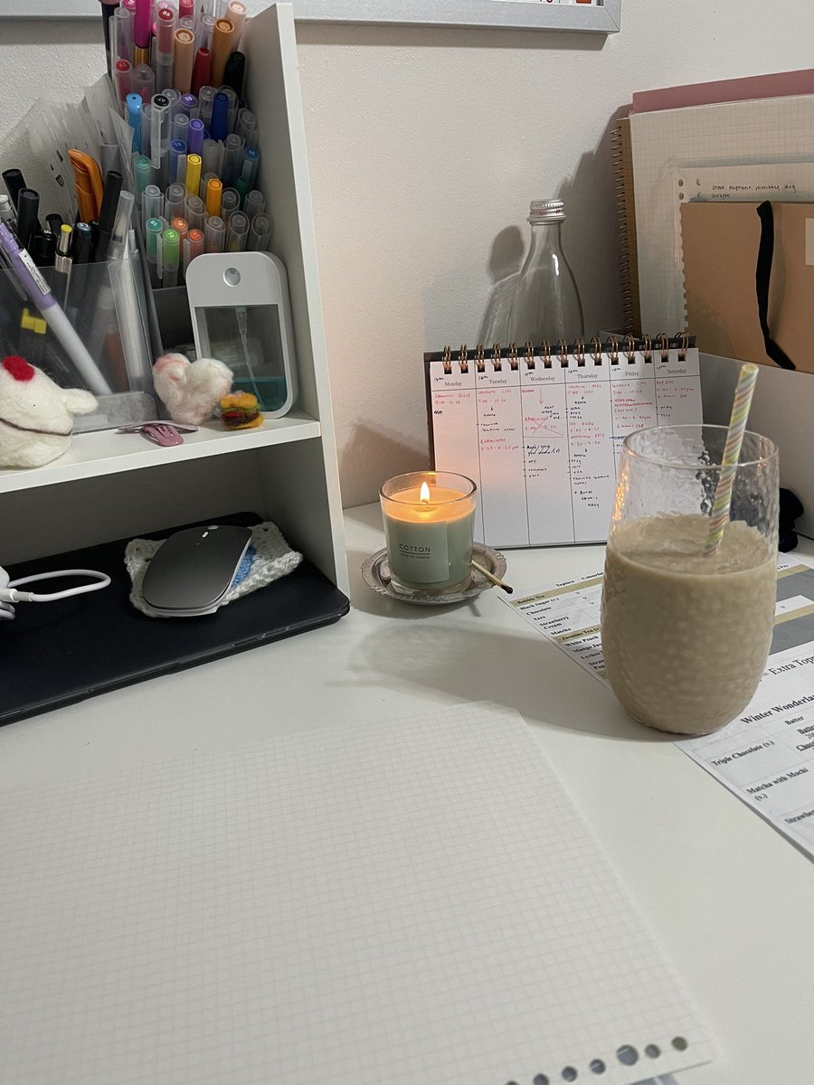 pnkdiarylife's tweet image. todays study sesh - rewriting my pre-reading notes onto pretty gridded paper bc its therapy + homemade iced latte w a side of candle #studytwt #studyacc #digitaldiary