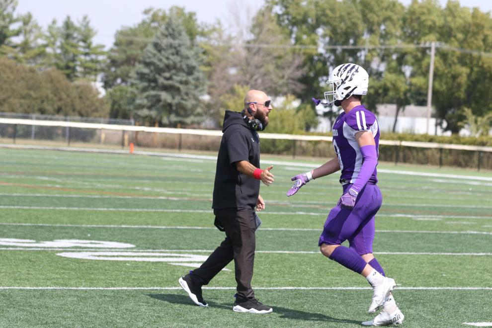 Full 2023 Season Tape❗️❗️❗️
-6'4 220 Tight End
-May '24 Graduate

Link: hudl.com/video/3/178435…
<a href="/CoachKVaught/">Kory Vaught Sr.</a> <a href="/JUCOFFrenzy/">JUCO Football Frenzy</a>