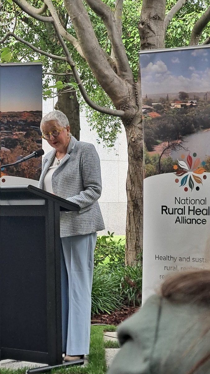TrevillianSusan's tweet photo. Kicking off the day @NRHAlliance breakfast at @ParlHouseCBR, hosted by the newly reconvened "Parliamentary Friends of Regional Health" @fiboydphillips @Emma4Dobell @Anne_Ruston @RuralHC_Aus @helenhainesindi
#SHPARuralRemote @the_shpa https://t.co/WarNheSWy6